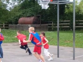 School sports day 2007 005